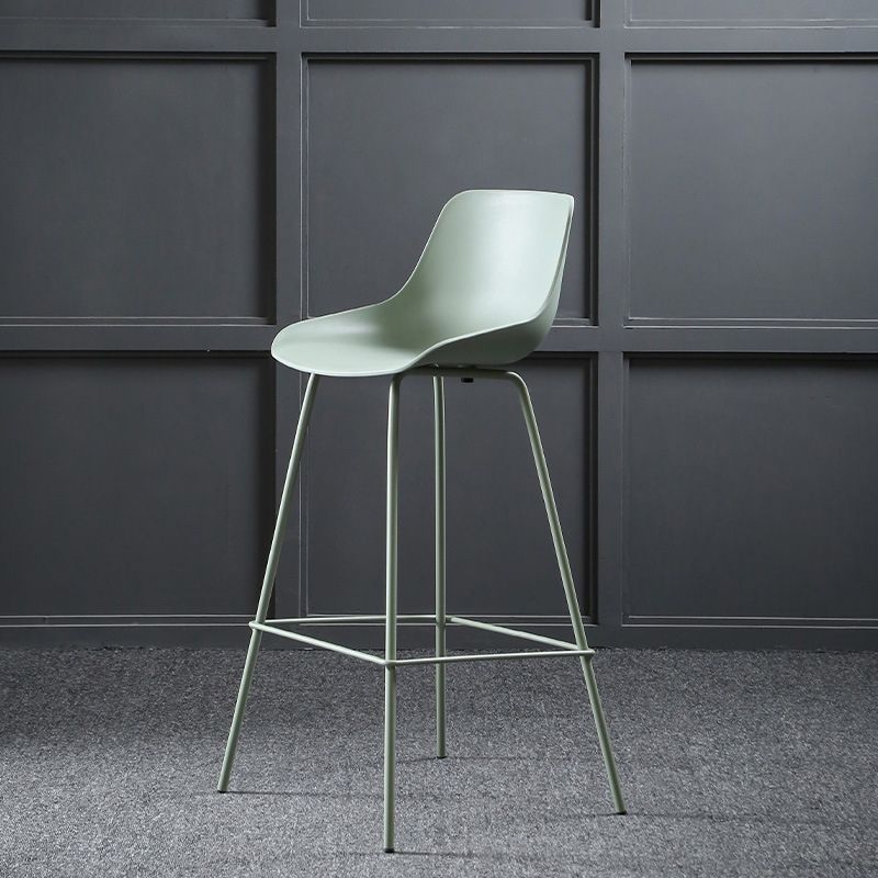 Contemporary Counter Height Stools Plastic Height Bar Stool for Living Room Clearhalo 'Bar Furniture' 'Bar Stools' 'bar_stools' 'furn' 'furn_bar_stools' 'Furniture' 'Kitchen & Dining Furniture' 1200x1200_a7bf7c0e-f277-4961-9b45-77f98a070f6e