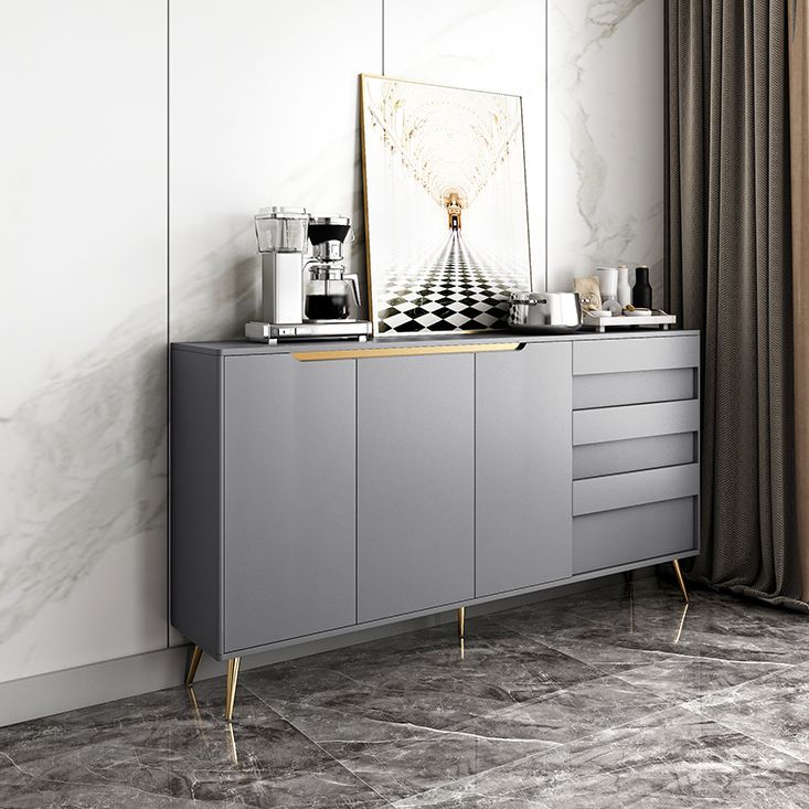 Credenza in legno ingegnerizzato a 3 cassetti ingegneri moderni rilancio regolabili per soggiorno