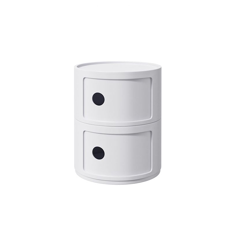 Los gabinetes incluyen la mesa de metal de la cabaña de la noche para el dormitorio