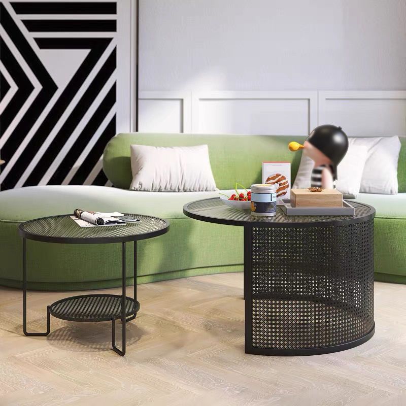 Glass Round Coffee Table 4 Legs Base Type Nesting Cocktail Table Clearhalo 'Coffee & Accent Tables' 'Coffee Tables' 'coffee_tables' 'furn' 'furn_coffee_tables' 'Furniture' 'Living Room Furniture' 1200x1200_a7f60627-9d4a-47e7-ac28-e453b5ed9d71