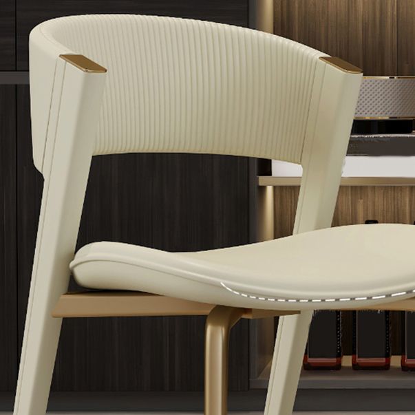 ダイニングルームグラムサイドチェアメタルレッグオープンバックダイニングアームレスチェア