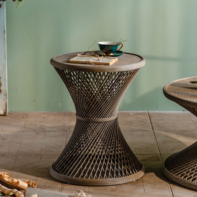 Rustic Corner Table Round Pedestal Distressed Accent Side Table Clearhalo 'Coffee & Accent Tables' 'End & Side Tables' 'end_side_tables' 'furn' 'furn_end_side_tables' 'Furniture' 'Living Room Furniture' 1200x1200_a843689f-0e91-490f-82b9-e1ea8200de88