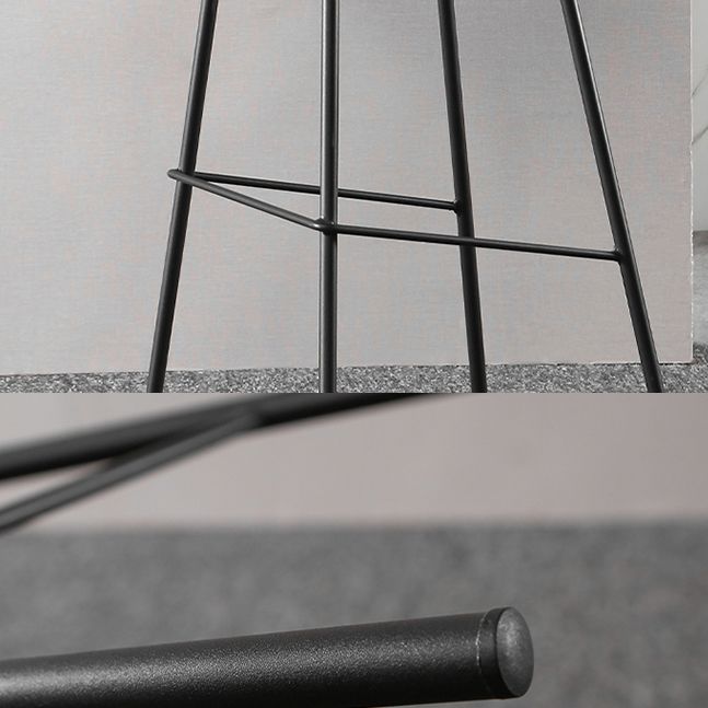 Taburetes de taburetes de cuero de estilo industrial con base de metal para el hogar