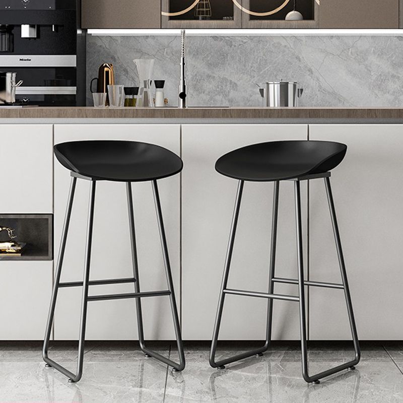 Modern Armless Backrest Counter Stool Iron Household Bar Stool with Plastic Seat and Pedal Clearhalo 'Bar Furniture' 'Bar Stools' 'bar_stools' 'furn' 'furn_bar_stools' 'furniture_bar_stools' 'Kitchen & Dining Furniture' 'kitchen&dining_furn' 'kitchen' 'kitchen_furn' Furniture' 1200x1200_a8997bcd-40a1-436b-b72a-80192b69a9b2