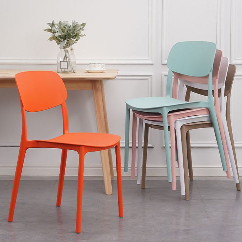 Silla de plástico sin brazo silla de comedor abierta para uso doméstico