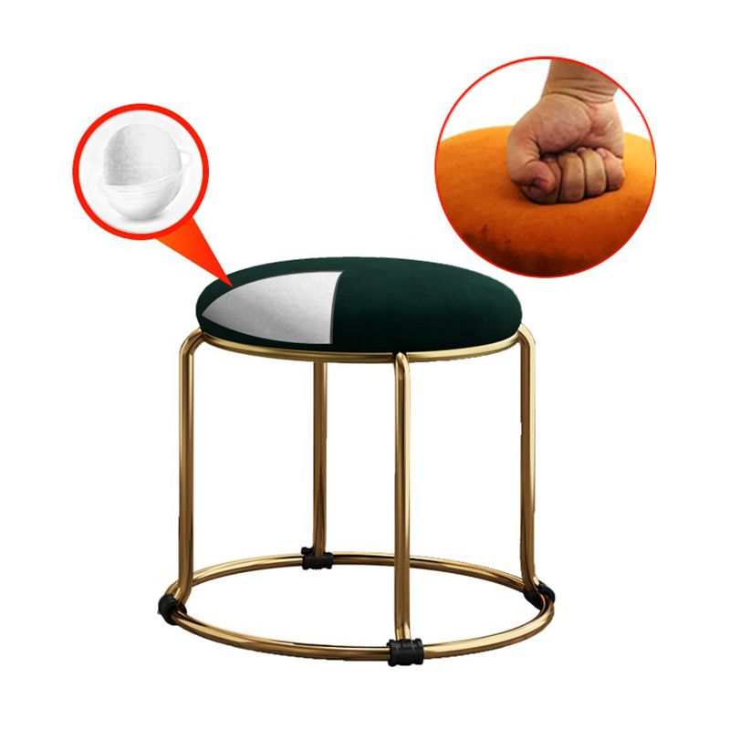 Tessuto ottomano contemporaneo Tessuto in metallo imbottito Terra di colore solido Ottoman