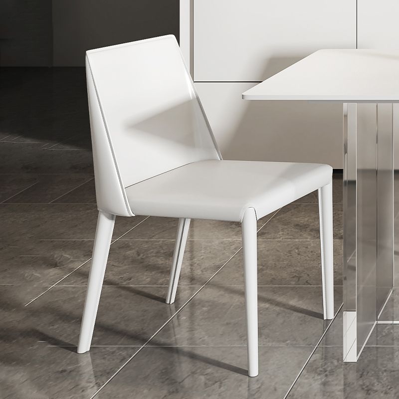 Sillas de comedor sin brazo de la espalda baja silla lateral moderna de cuero falso