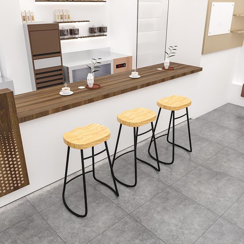 Modern Backrest Counter Stool Iron Milk Tea Shop Bar Stool with Wooden Seat and Pedal Clearhalo 'Bar Furniture' 'Bar Stools' 'bar_stools' 'furn' 'furn_bar_stools' 'Furniture' 'furniture_bar_stools' 'Kitchen & Dining Furniture' 1200x1200_a923f005-063e-4b51-91d3-4962a785e2a0