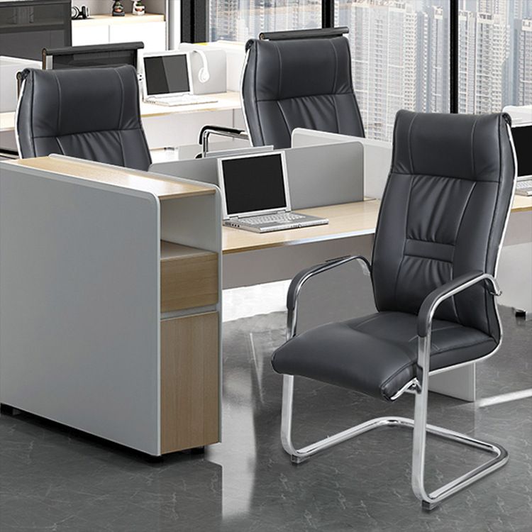 Chaise de bureau à armes fixes moderne chaise de jeu ergonomique en cuir