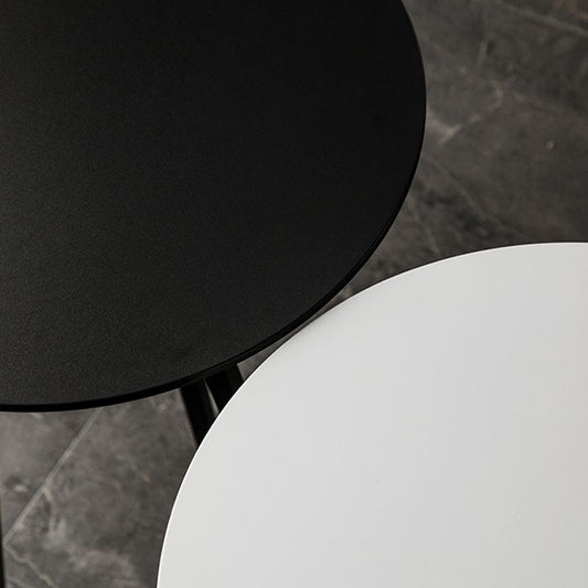 Eigentijdse houten bovenste ronde bar eettafel met metalen basis