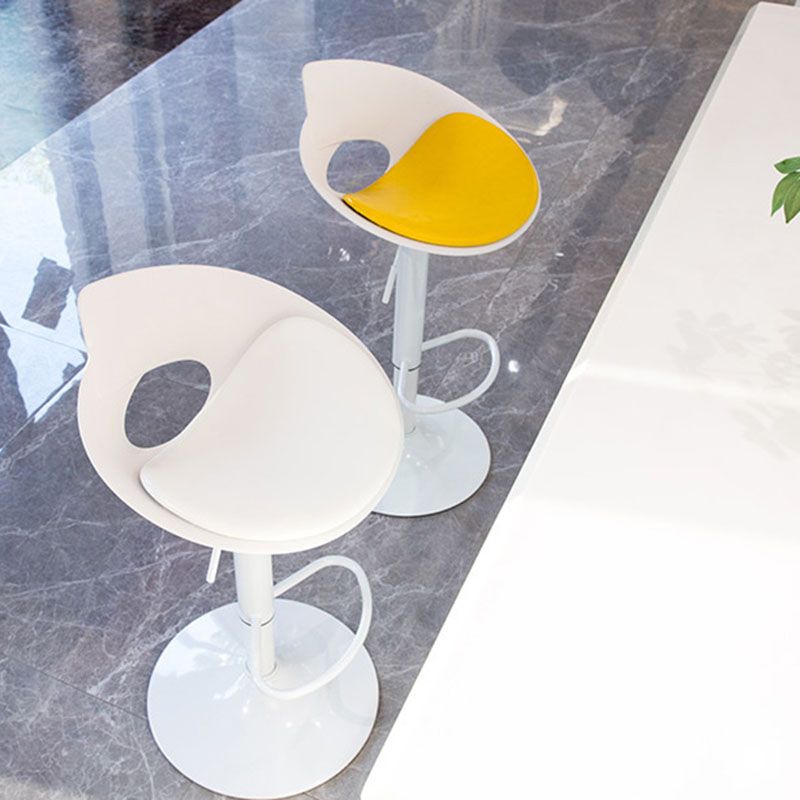 Nordic Style Leather Seats Barstool Rotating Lifting Bar Stool for Indoor Clearhalo 'Bar Furniture' 'Bar Stools' 'bar_stools' 'furn' 'furn_bar_stools' 'furniture_bar_stools' 'Kitchen & Dining Furniture' 'kitchen&dining_furn' 'kitchen' 'kitchen_furn' Furniture' 1200x1200_a986b5b5-d26d-44f0-8194-d90a19c077a4