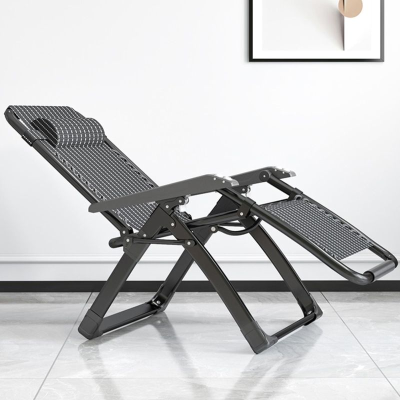 Sedia pieghevole in metallo in metallo standard in metallo contemporaneo