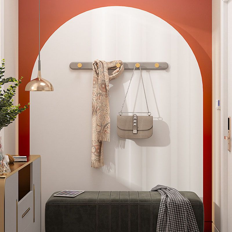 Skandinavischer Kleidungsregal Holz Wandmontierter Metallhaken Eingangsmantelbleiderung