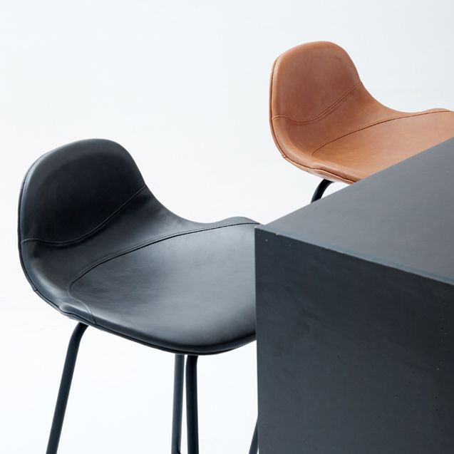 Contemporary Footrest Low Back Bar Stool Leather Counter Stool for Living Room Clearhalo 'Bar Furniture' 'Bar Stools' 'bar_stools' 'furn' 'furn_bar_stools' 'Furniture' 'Kitchen & Dining Furniture' 1200x1200_aa04b2e9-888e-482d-860c-3b949d5c699b