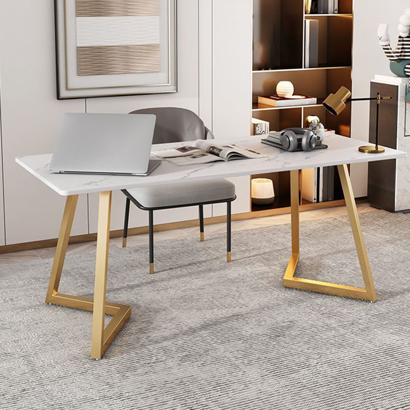 Glam -Schreibtisch Stein rechteckig 29,53 "großer Büroschreibtisch mit goldenen Beinen