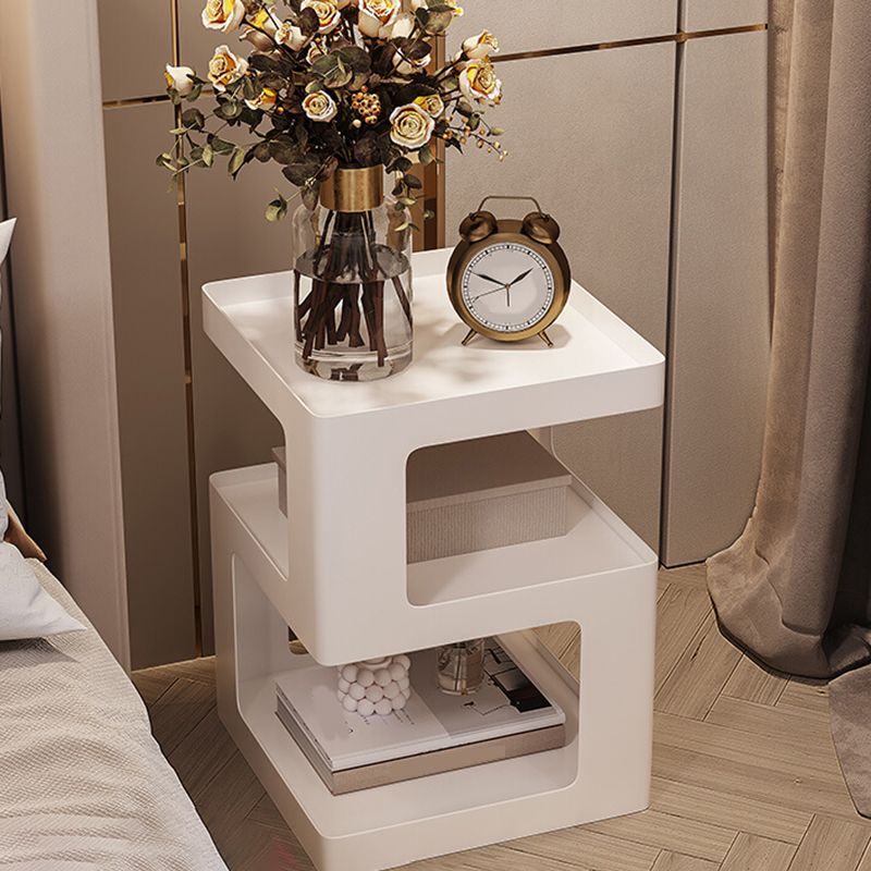 21,3 "tavolo laterale in blocco alto con mensole metalliche per tavolo da estremità quadrata contemporanea