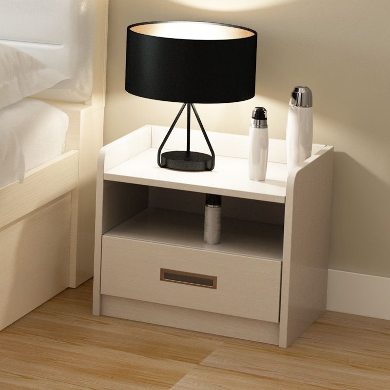 18 inch H Nightstand Imitatie Wood Lade opslag Modern bed nachtkastje