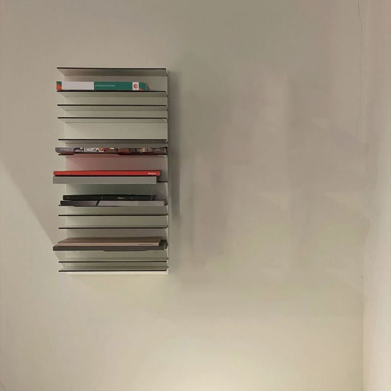 Industriële metalen boekenkast zwevende back -boekenplank met planken