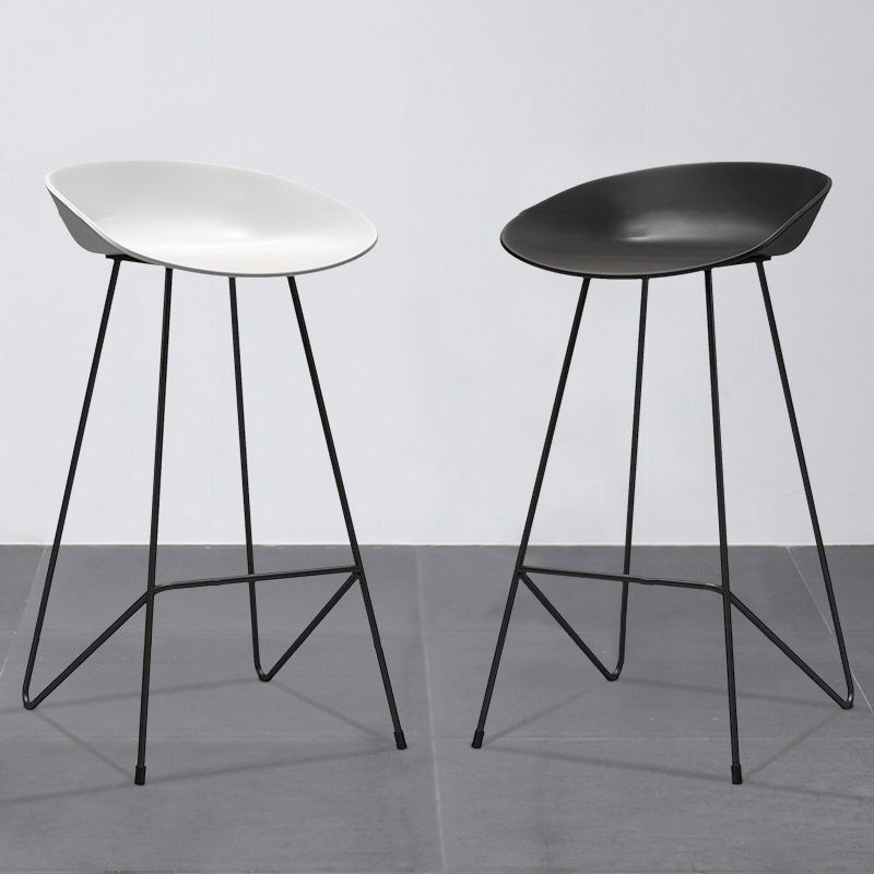 Industrial Style Bar-stool Sled Iron Legs PP Bucket Seat Barstool for Kitchen Bar Clearhalo 'Bar Furniture' 'Bar Stools' 'bar_stools' 'furn' 'furn_bar_stools' 'furniture_bar_stools' 'Kitchen & Dining Furniture' 'kitchen&dining_furn' 'kitchen' 'kitchen_furn' Furniture' 1200x1200_aae946fb-b753-4874-8fa8-1e5595ee9296