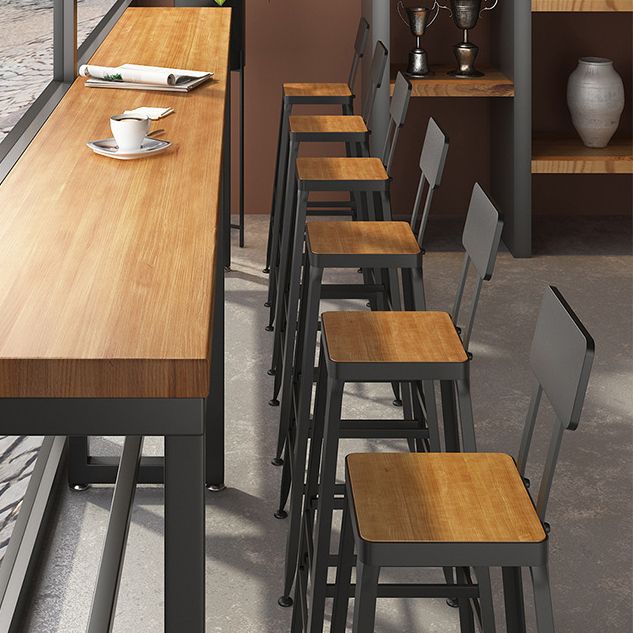 Industriële metalen Bar Stool Bar Hoogte Armloze ontlasting met zwarte benen