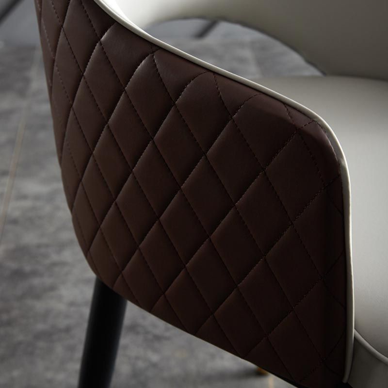 Glamderleder Esstuhl offener Essnebel Möbel mit Eisenbeinen in mattem Finish