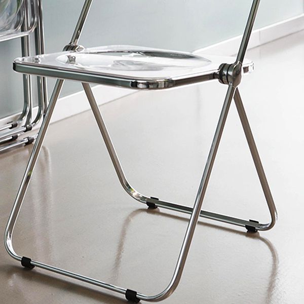 Moderne faltbare Rückenlehne Acrylstuhl mit Metallbeinen für Esszimmer