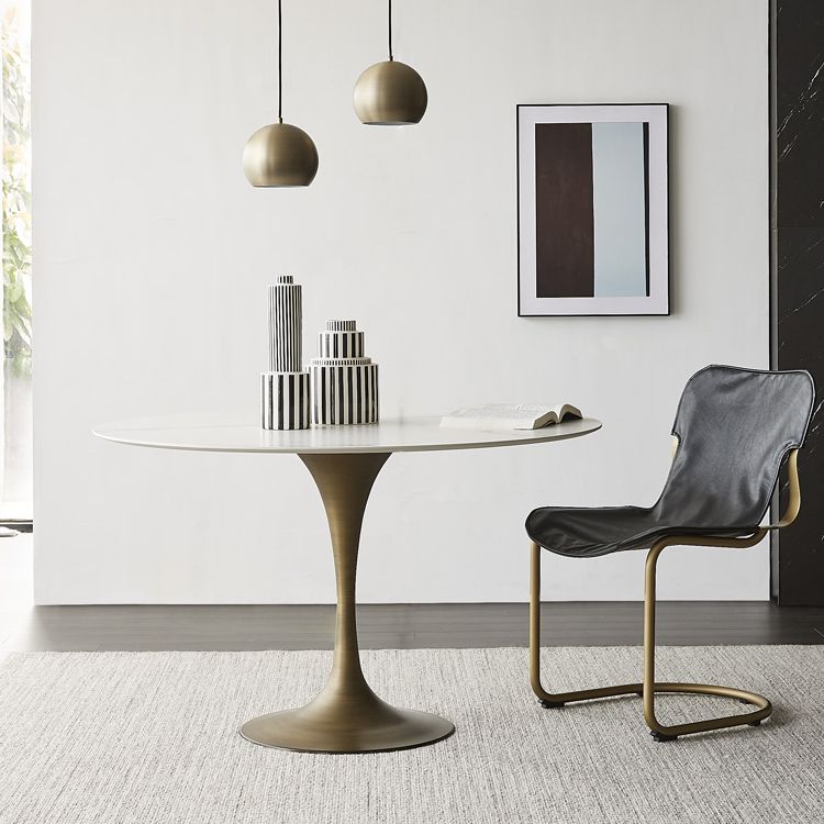 Round Tulip Base Dinette Table Traditional Luxury Dining Room Table for Home Clearhalo ' dining_table' 'Dining Tables & Seating' 'Dining Tables' 'furn' 'furn_dining_table' 'Furniture' 'furniture_dining_table' 'Kitchen & Dining Furniture' 'kitchen&dining_furn' 'kitchen' 'kitchen_dining_table' 1200x1200_ab4d8231-607a-42dc-ba58-96f1c4115985