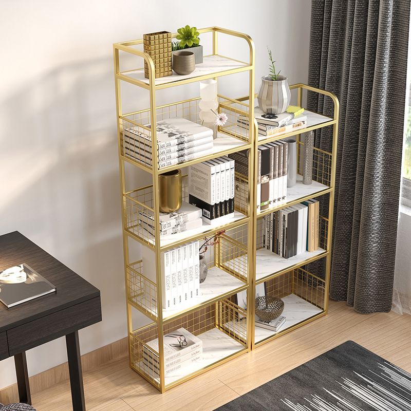 スカンジナビアの長方形の標準本棚を開いてください