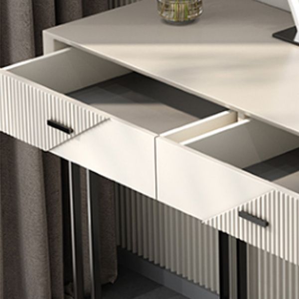 Scantina scandinava di vanità bianca in pietra a 5 cassetti da toeletta da toeletta