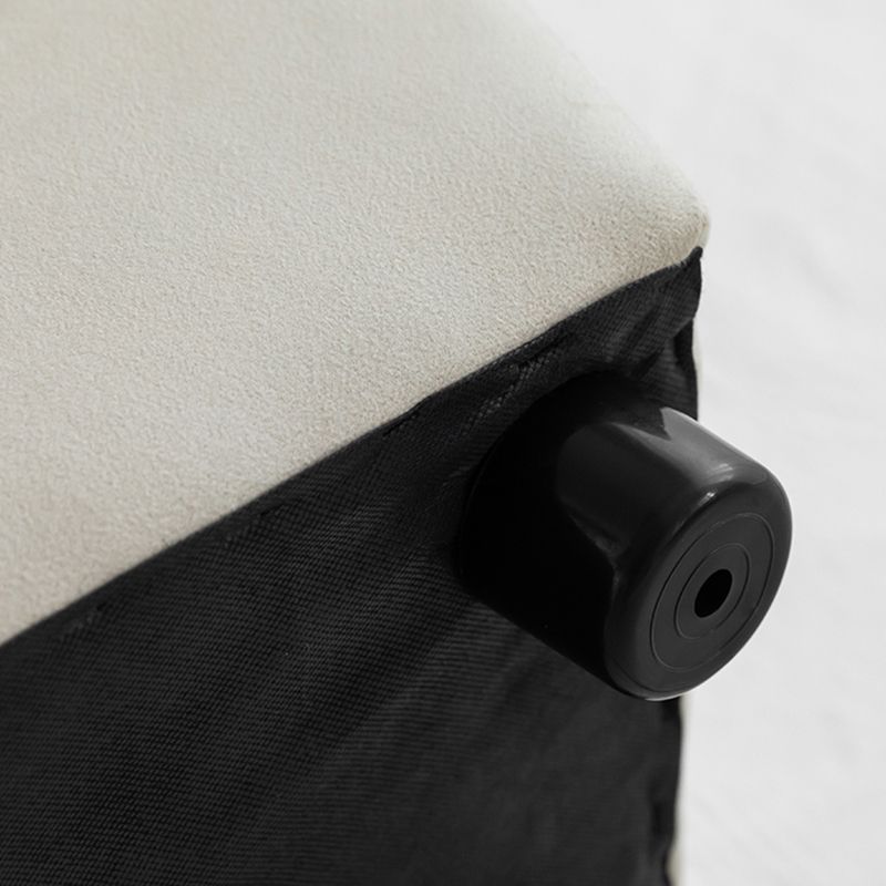 Sedia a reclinabile standard di colore solido contemporaneo con backup trapuntato