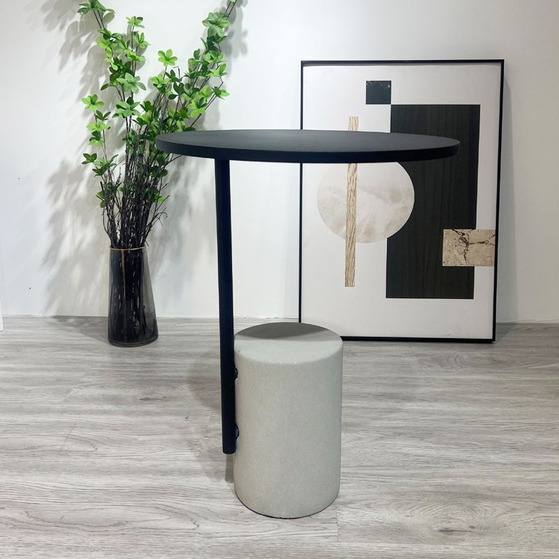 Pedestal Accent Side Table with Metal Top Side End Snack Table Clearhalo 'Coffee & Accent Tables' 'End & Side Tables' 'end_side_tables' 'furn' 'furn_end_side_tables' 'Furniture' 'Living Room Furniture' 1200x1200_ac1e81b7-b251-40a6-b15e-6d3df68069ec