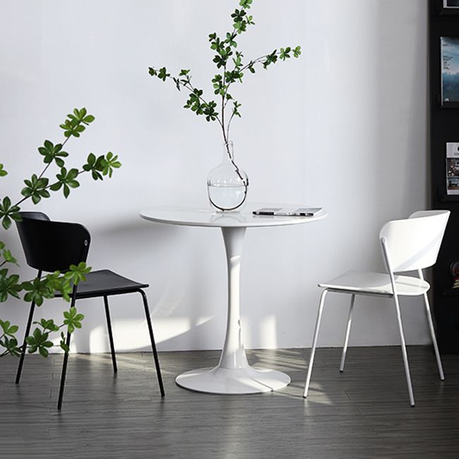 Plastic Scandinavian Indoor-Outdoor Side Chair Open Back Chair Clearhalo ' kitchen&dining_furn' 'Dining Chairs' 'Dining Tables & Seating' 'dining_chair' 'furn' 'furn_dining_chair' 'Furniture' 'furniture_dining_chair' 'Kitchen & Dining Furniture' 'kitchen' 1200x1200_ac2b077b-85be-4a86-bc52-6522f12fa013