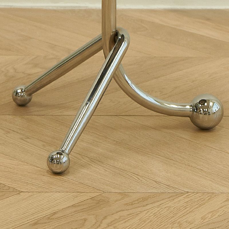 Pedestal Silver Base End Table with Round Top Sofa Side Accent Table Clearhalo 'Coffee & Accent Tables' 'End & Side Tables' 'end_side_tables' 'furn' 'furn_end_side_tables' 'Furniture' 'Living Room Furniture' 1200x1200_ac300051-b208-42e4-819e-24d161ed99e5