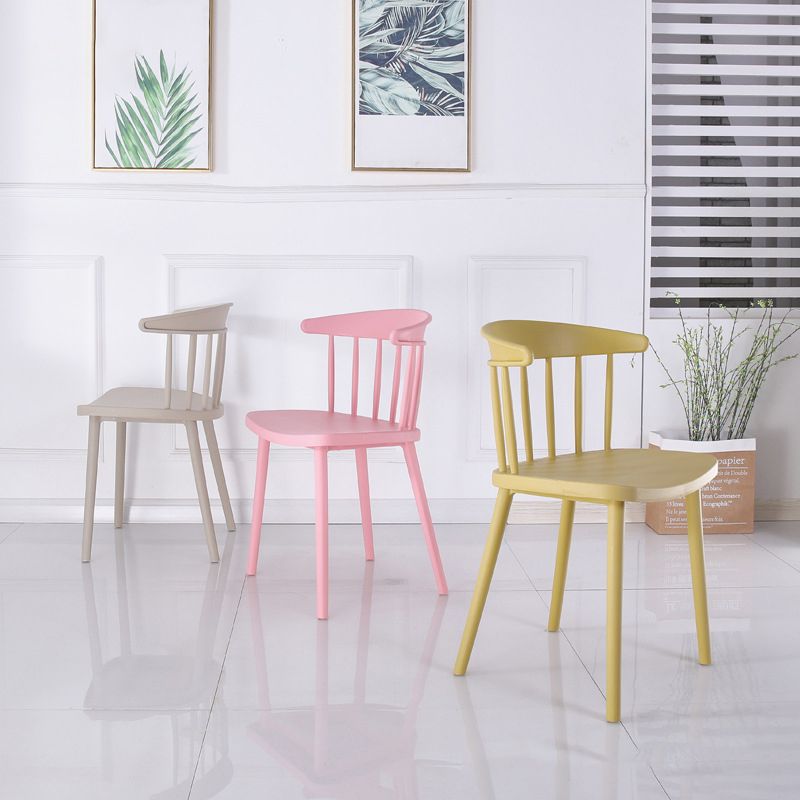 Home Contemporary Side Chair Windsor Back Plastic Dining Room Chair Set Clearhalo ' kitchen&dining_furn' 'Dining Chairs' 'Dining Tables & Seating' 'dining_chair' 'furn' 'furn_dining_chair' 'Furniture' 'furniture_dining_chair' 'Kitchen & Dining Furniture' 'kitchen' 1200x1200_ac4daa1a-79e4-4514-8bea-7a2f1aa9320a