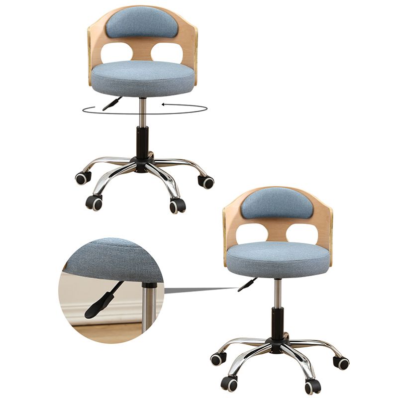 Zeitgenössischer Metall Barstool Faux Leder -Rundsitzschalterschalter mit Drehgelenk