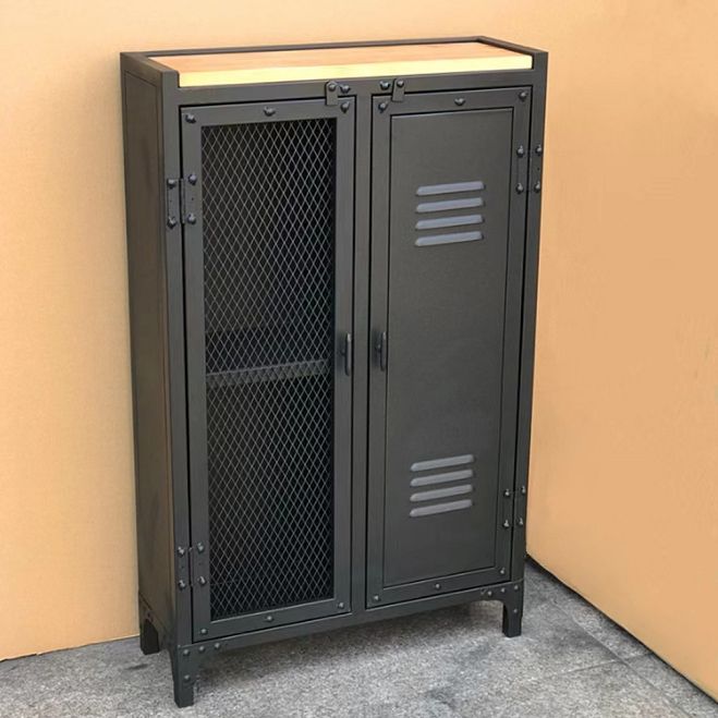 工業スタイル39.4 "背の高いチェスト2-黒のドア鉄のアクセントキャビネット