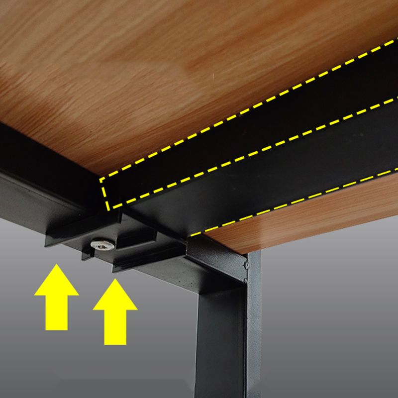 Libreria scandinava aperta con gli scaffali per l'ufficio di casa