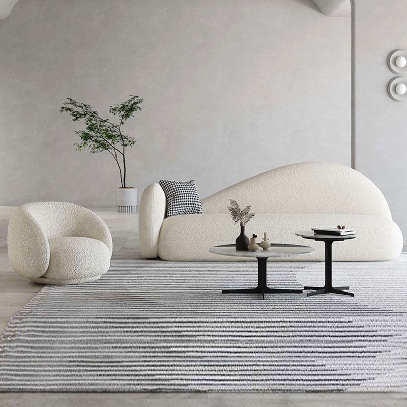 Sofá sofá sofá de lana curva en blanco para sala de estar, apartamento