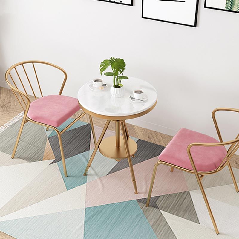 Tavolo da pranzo rotondo tradizionale tavolo in marmo con base in metallo oro