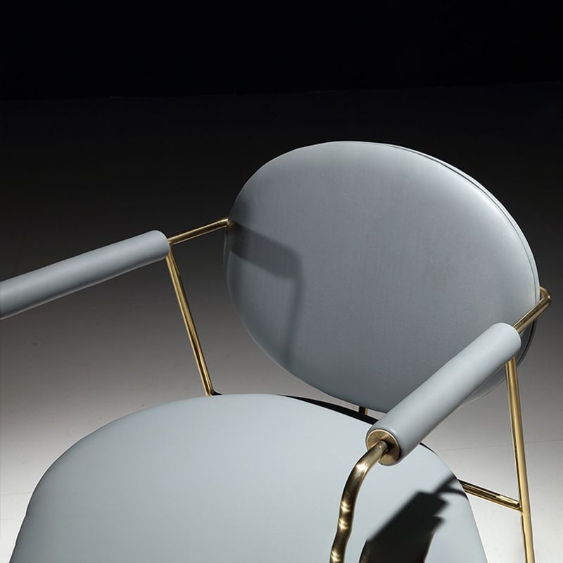 Silla de comedor de cuero con silla de brazo glamorosa con marco de oro para el hogar