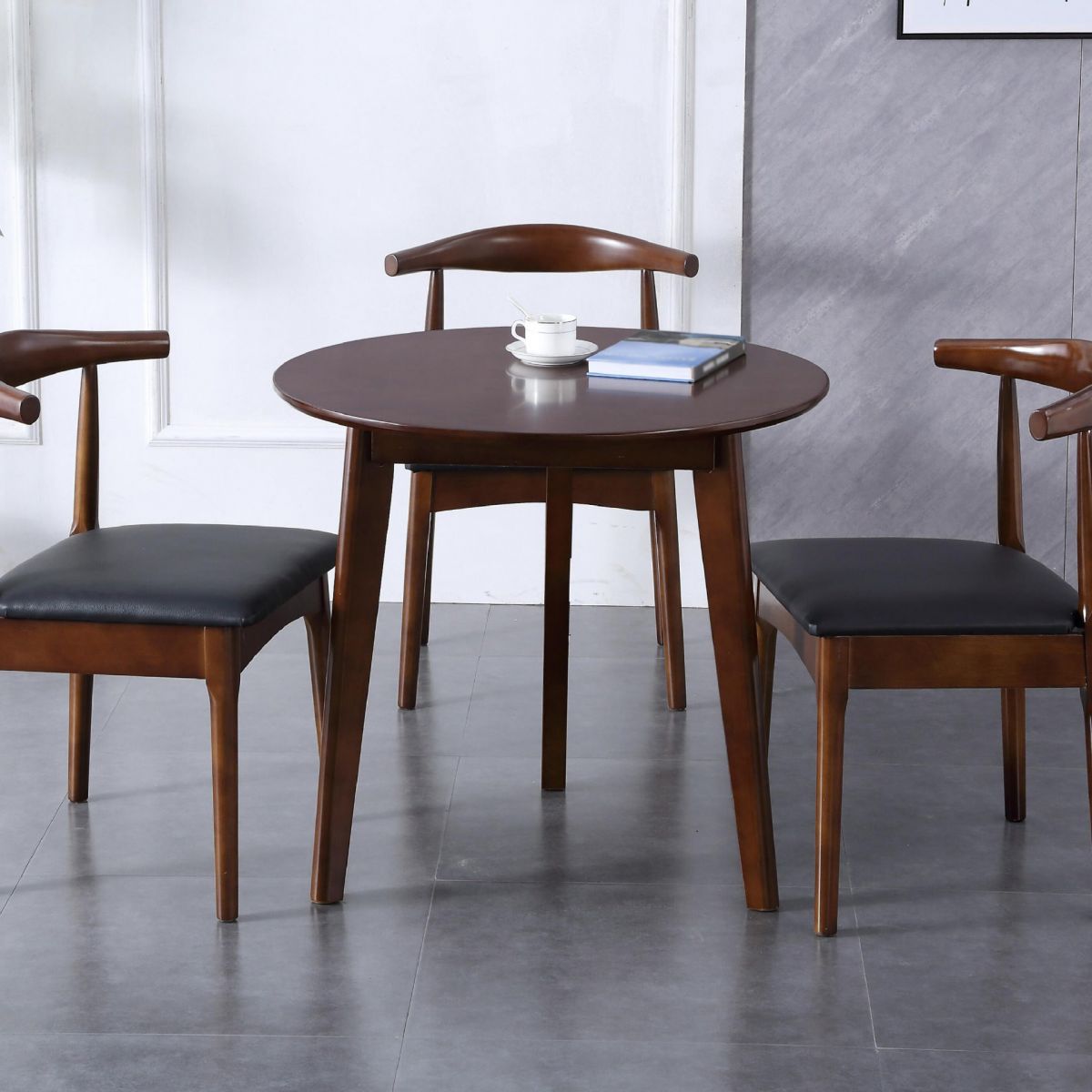 Round Dining Table Solid Wood Contemporary Style Dinner Table for Home Kitchen Clearhalo 'Dining Tables & Seating' 'Dining Tables' 'dining_table' 'furn' 'furn_dining_table' 'Furniture' 'Kitchen & Dining Furniture' 1200x1200_ad7ee7ec-f309-46fc-b5c1-dd60d840811d