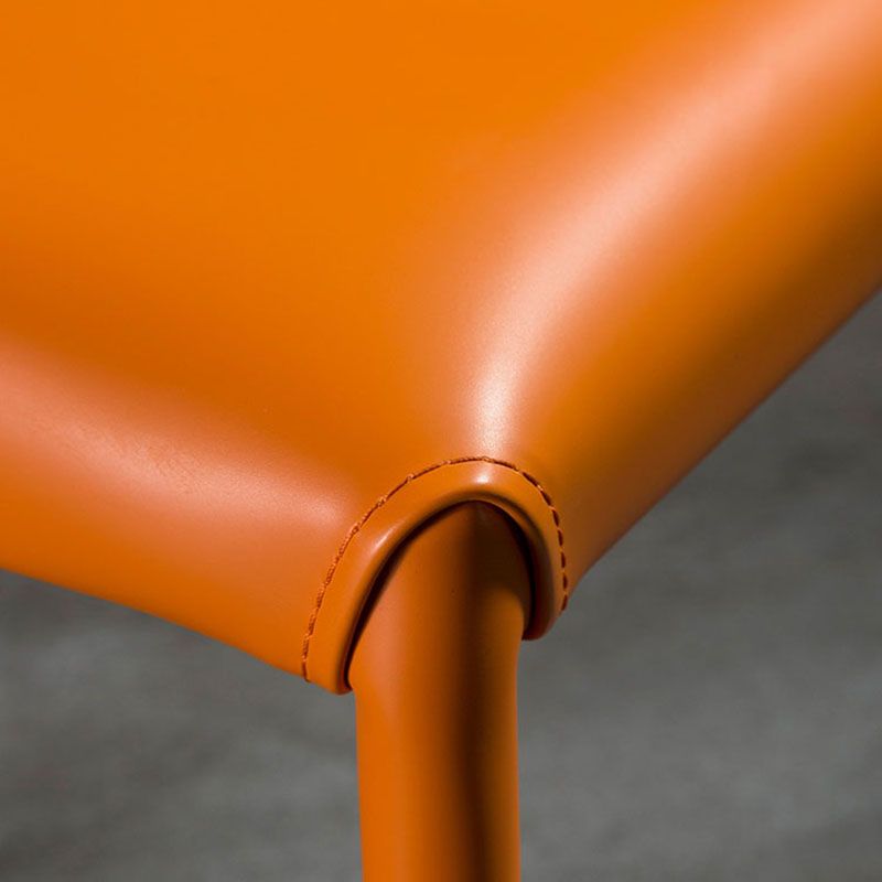 Sedia per sala da pranzo in pelle moderna sedia a braccialessino.