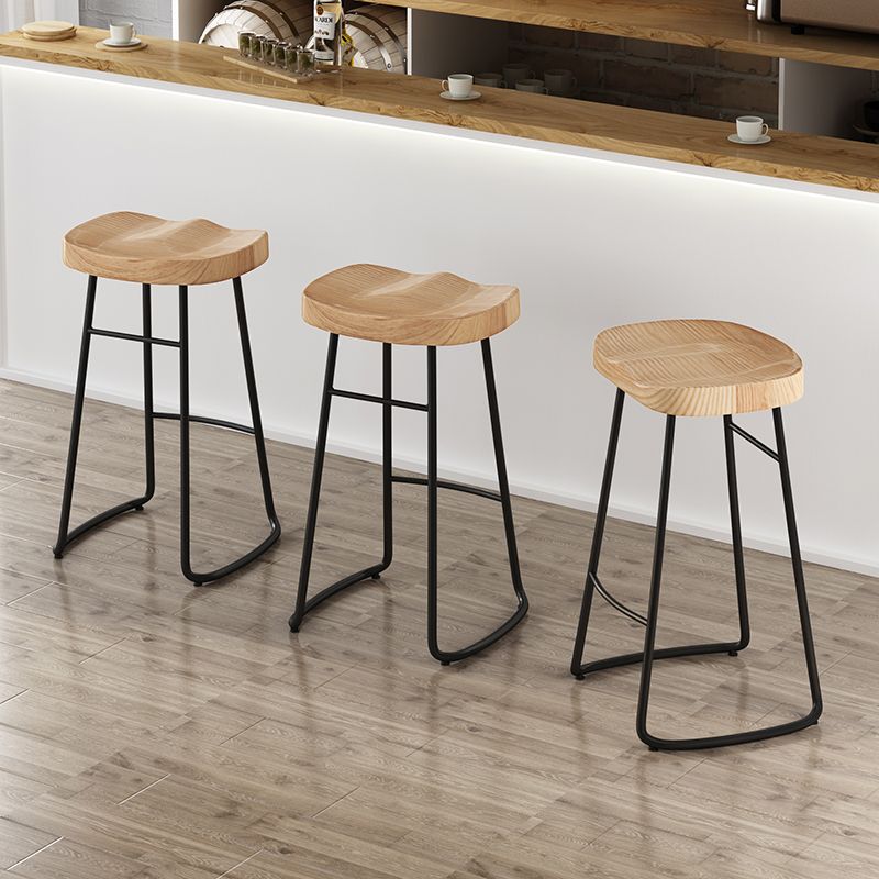 Wood Modern Bar Stool Backless Natural Contoured Seat Stool with Iron Legs Clearhalo 'Bar Furniture' 'Bar Stools' 'bar_stools' 'furn' 'furn_bar_stools' 'furniture_bar_stools' 'Kitchen & Dining Furniture' 'kitchen&dining_furn' 'kitchen' 'kitchen_furn' Furniture' 1200x1200_adc21b8e-494b-4802-a08a-4cca92517ee1