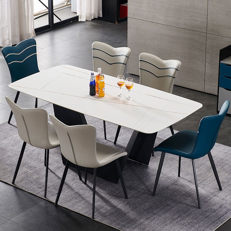 Silla lateral de cuero de color de comedor interior moderno