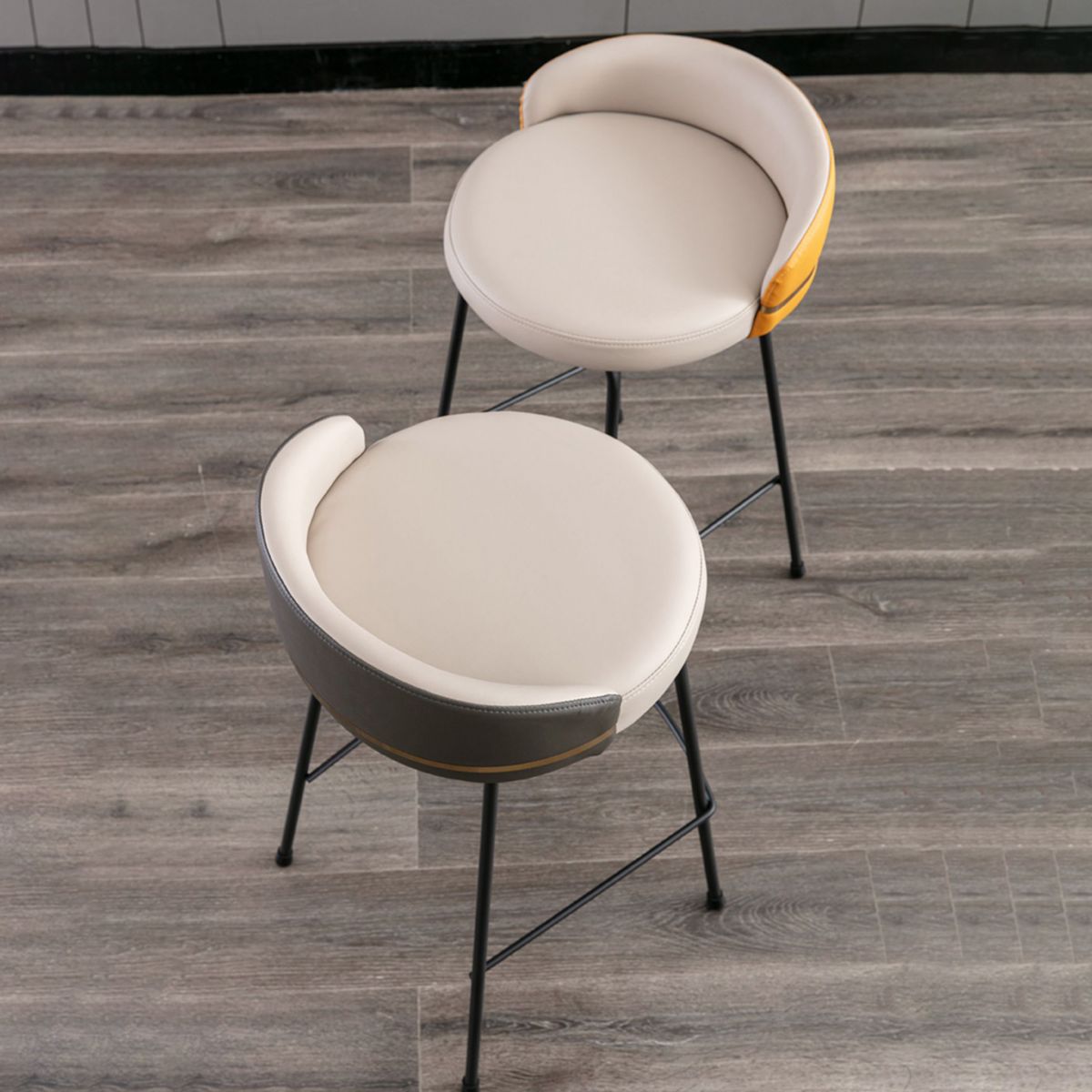 Contemporary Bar and Counter Stool Low Back Stool with 4 Legs in Black Clearhalo 'Bar Furniture' 'Bar Stools' 'bar_stools' 'furn' 'furn_bar_stools' 'Furniture' 'furniture_bar_stools' 'Kitchen & Dining Furniture' 1200x1200_add11b13-a32b-46c3-86c7-c63df0d83285