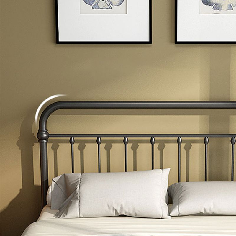 Industrial Iron Bed with Rectangle Headboard and Metal Legs in Black Clearhalo 'Bedroom Furniture' 'Beds' 'furn' 'furn_beds' 'Furniture' 1200x1200_ae2f111c-a4af-4d74-8374-63409b983a0b