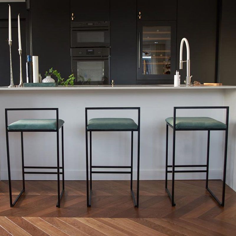 Modern Style Metal Bar Stool Low Back and Footrest Bar Stool for Kitchen (set of 2) Clearhalo 'Bar Furniture' 'Bar Stools' 'bar_stools' 'furn' 'furn_bar_stools' 'furniture_bar_stools' 'Kitchen & Dining Furniture' 'kitchen&dining_furn' 'kitchen' 'kitchen_furn' Furniture' 1200x1200_ae3ed901-b2b6-445d-96d9-41f966b23fca