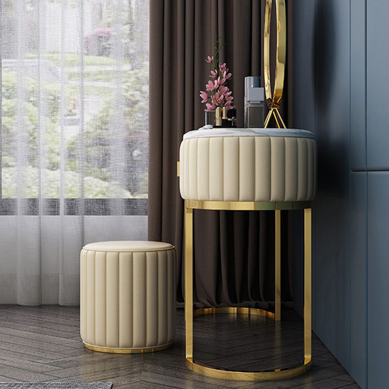 Set da tavolo da toeletta per trucco in marmo glam con un cassetto