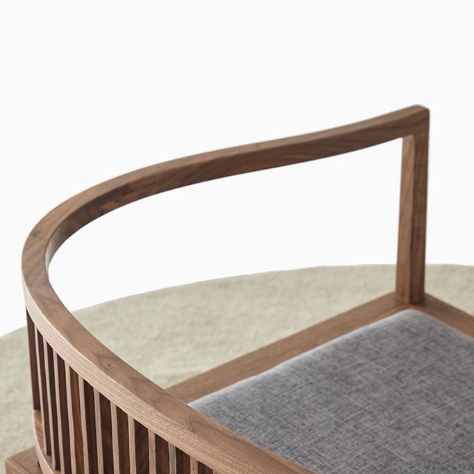 Traditional Style Dining Chair Solid Wood Arm Chair for Home Clearhalo 'Dining Chairs' 'Dining Tables & Seating' 'dining_chair' 'furn' 'furn_dining_chair' 'Furniture' 'Kitchen & Dining Furniture' 1200x1200_ae5c8c7b-c52c-4e16-9e38-26e7bbde2b7c