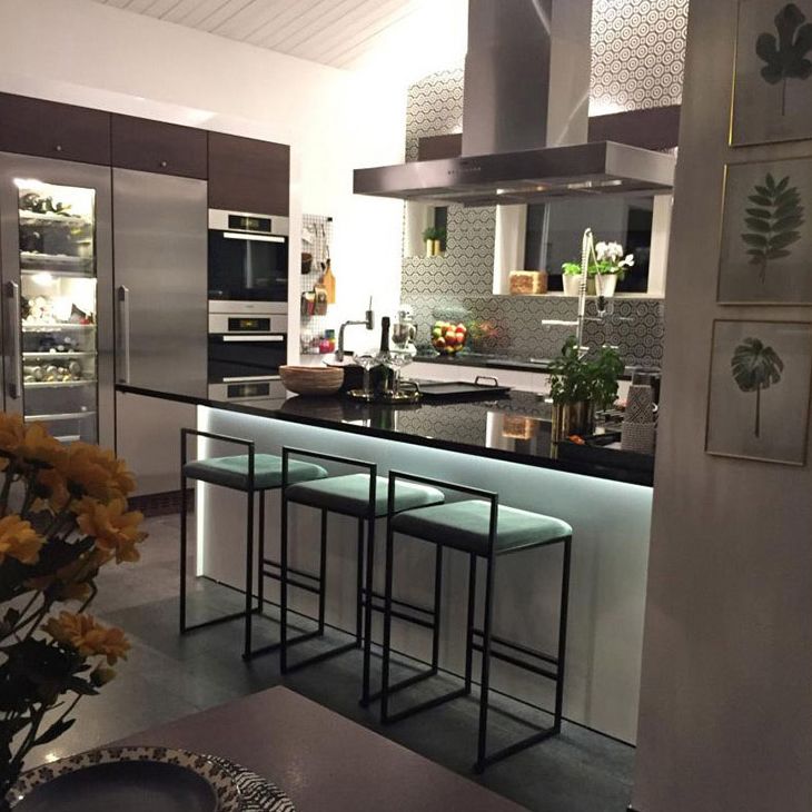 Bas du comptoir rembourré à dos basse tabouret de bar industriel sans repose-pied avec repose-pied